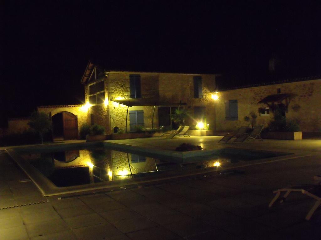 Aux Blanches Pierres Apartment Fumel Exterior photo