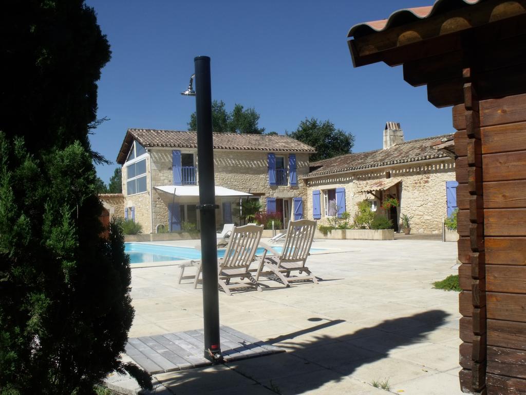 Aux Blanches Pierres Apartment Fumel Exterior photo